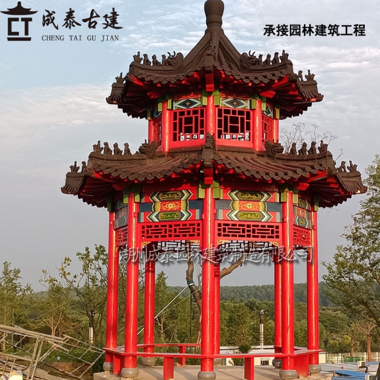 彩绘古建筑双层八角亭